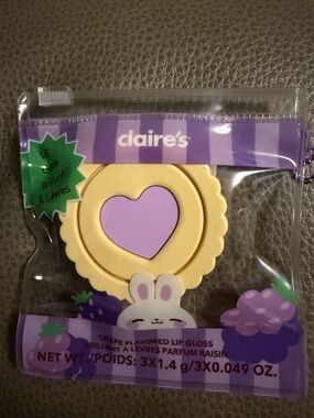 Claire's Yellow Flower Compact Grape Lip Gloss